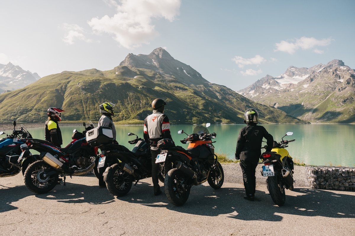 The Most Beautiful Lake-Circuit Motorcycle Rides in the Alps